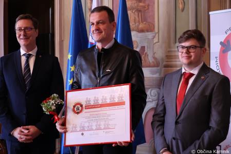 Občina Kamnik prejela certifikat Mladim prijazna občina 2022 – 2026 (13)